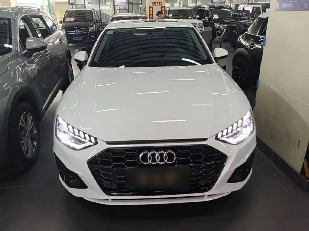 Audi A4 2022