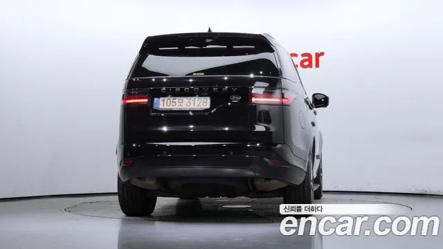 Land Rover Discovery 2022