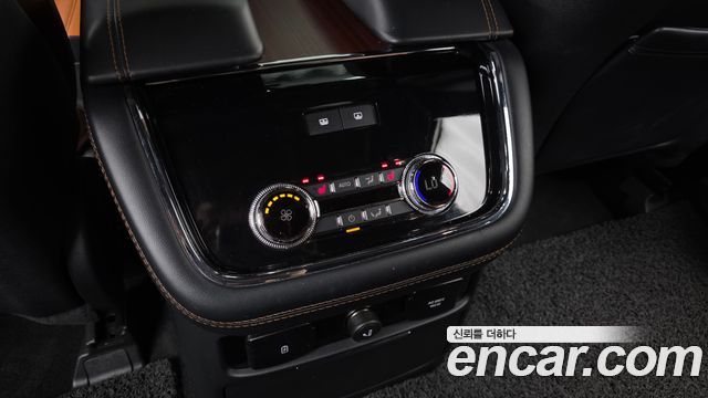Lincoln Navigator 2021