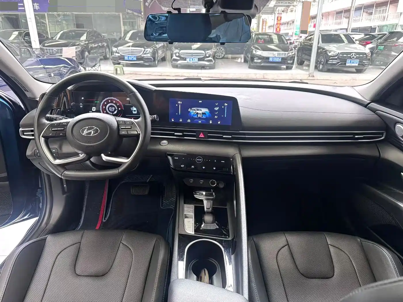 Hyundai Elantra 2022