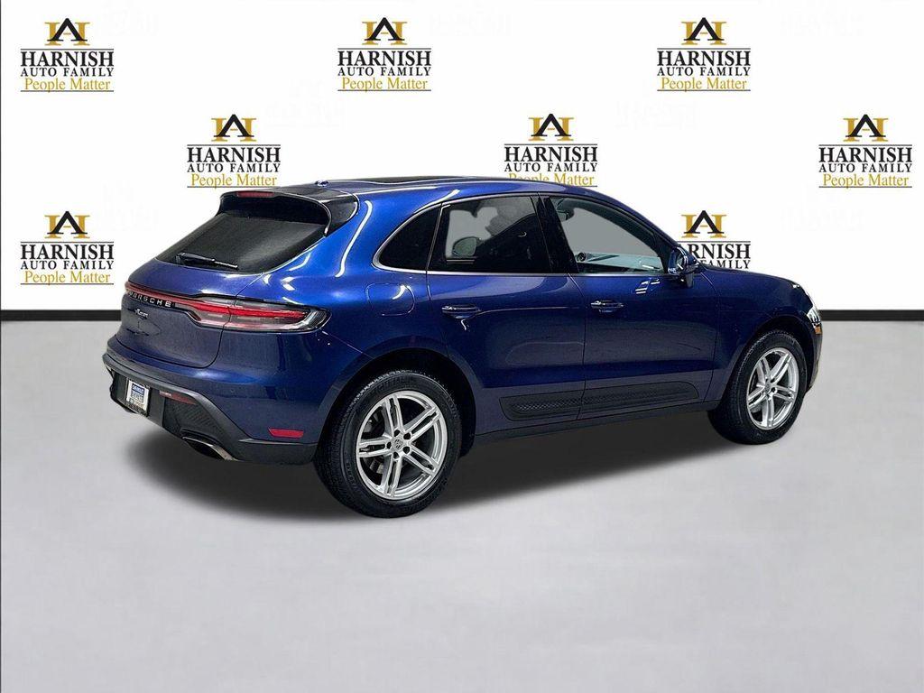 Porsche Macan 2024