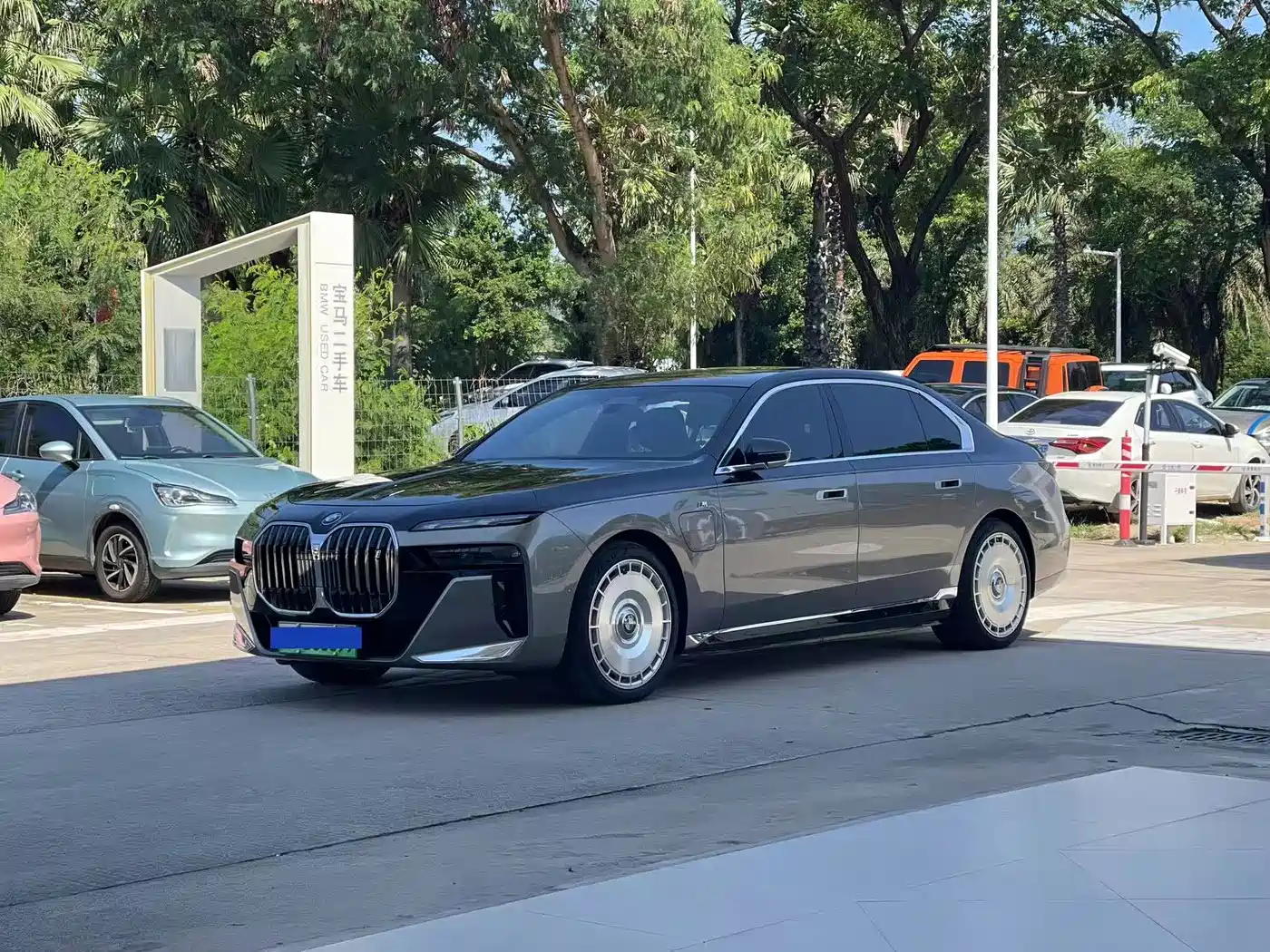 BMW i7 2023