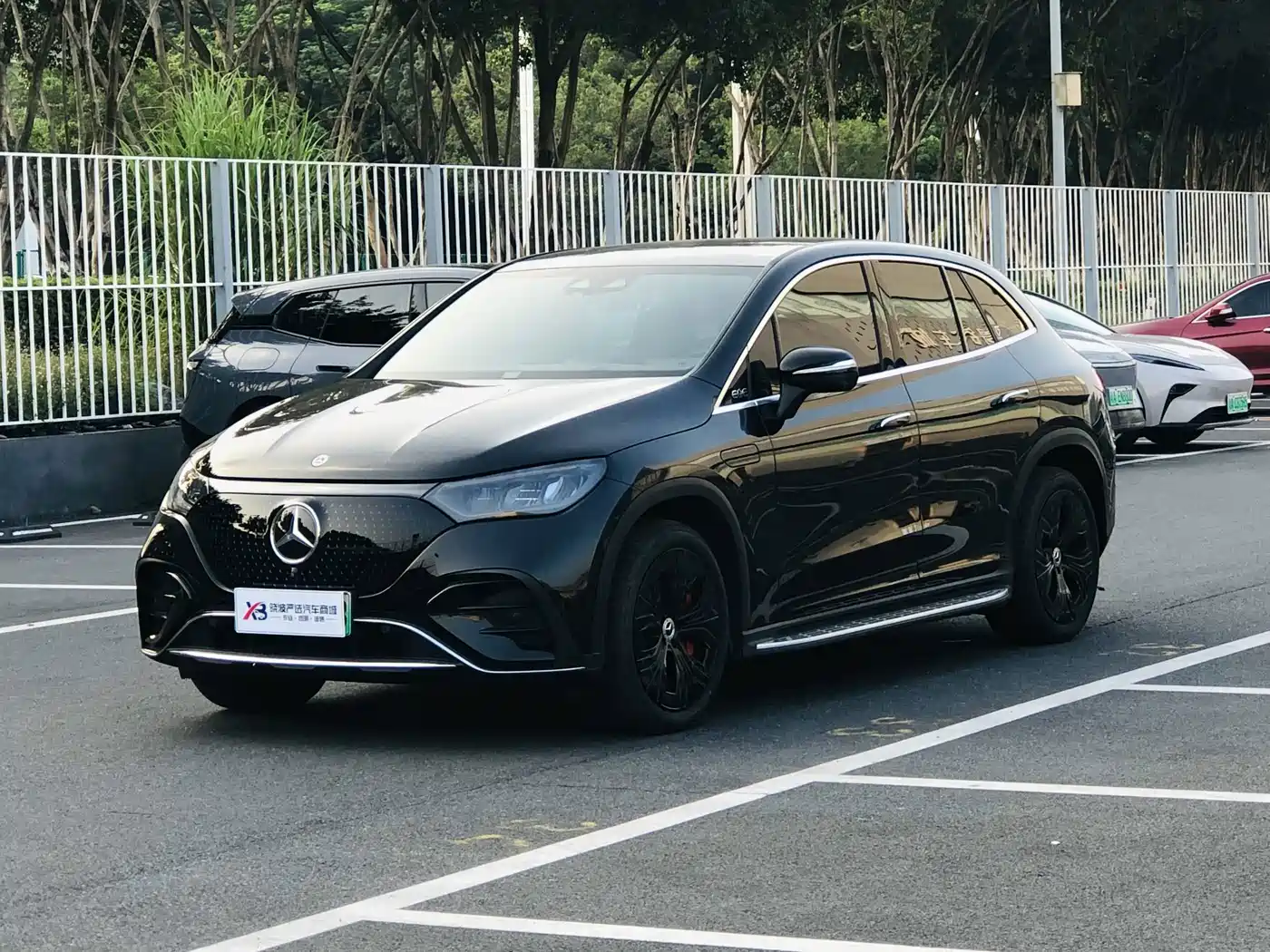 Mercedes-Benz EQE SUV 2025