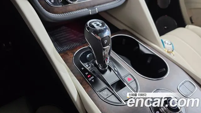 Bentley Bentayga 2025