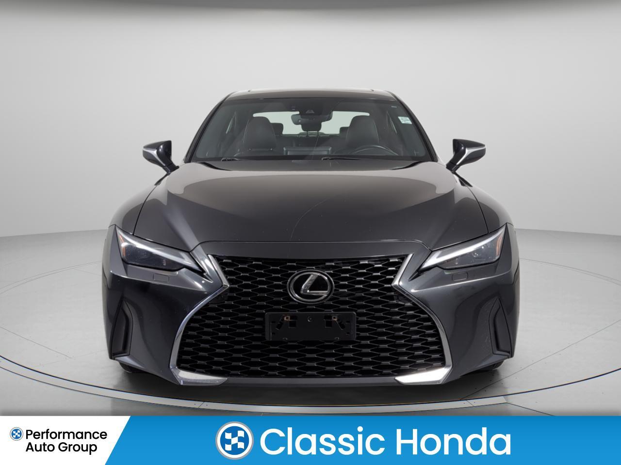 Lexus IS 2021