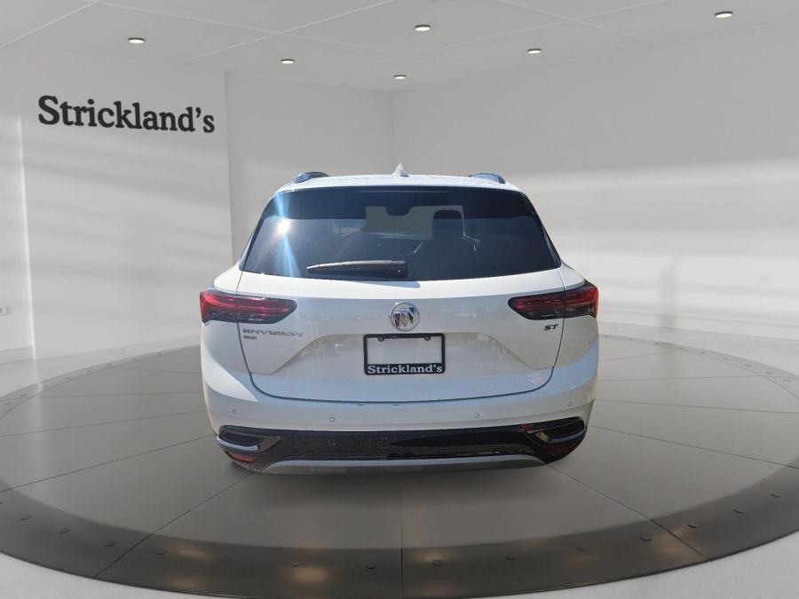Buick Envision 2023