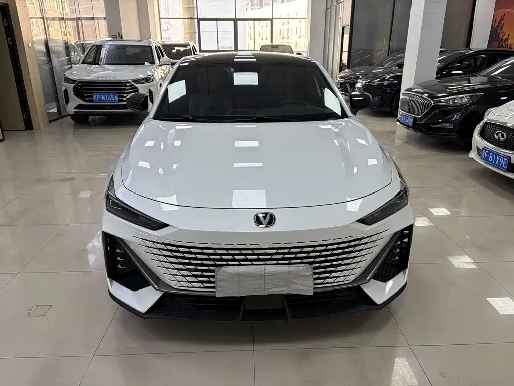 Changan UNI-V 2023