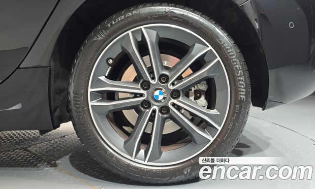 BMW 1 серии 2023