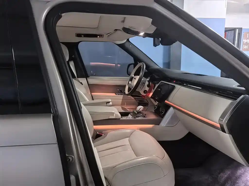Land Rover Range Rover 2023