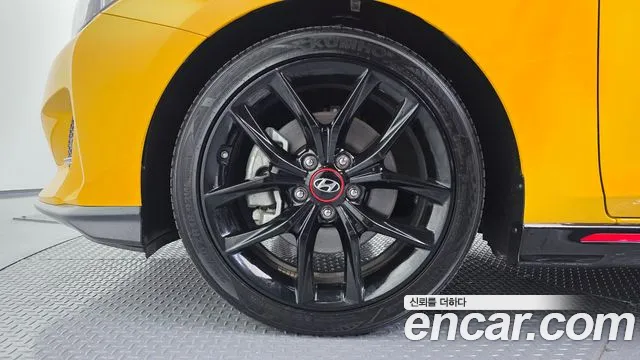 Hyundai Veloster 2020