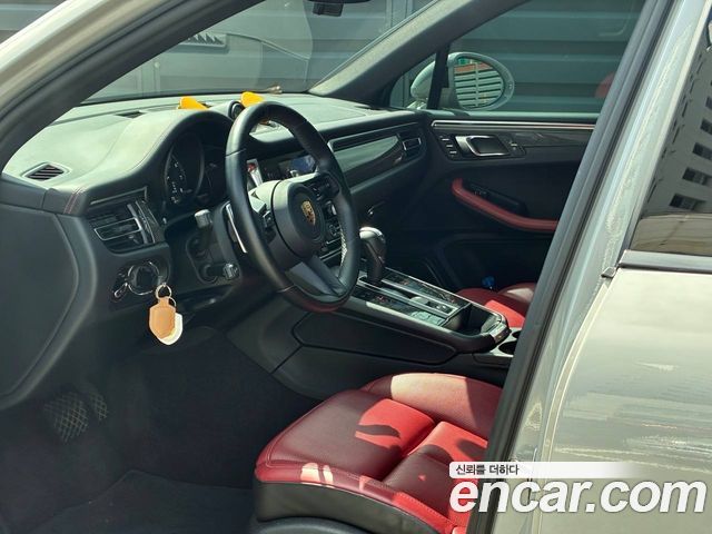 Porsche Macan 2023