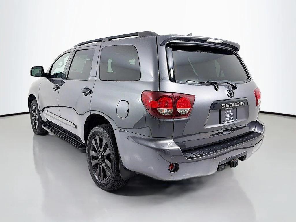 Toyota Sequoia 2021