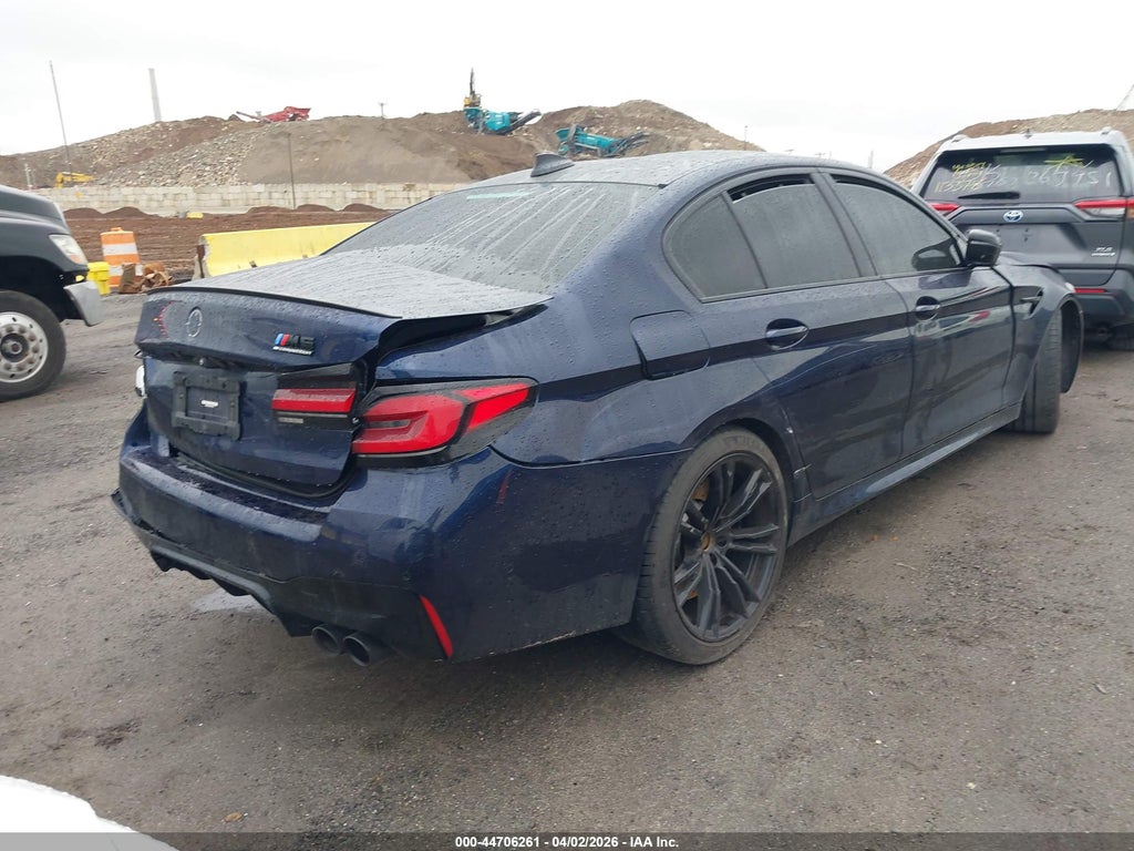 BMW M5 2022