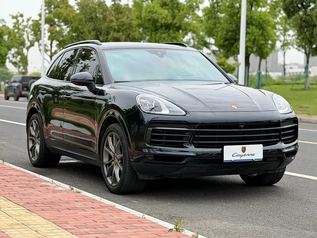 Porsche Cayenne 2023