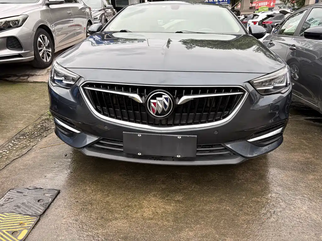 Buick Regal 2021