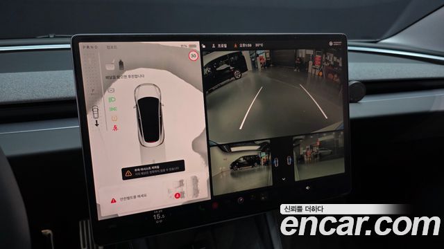 Tesla Model 3 2024