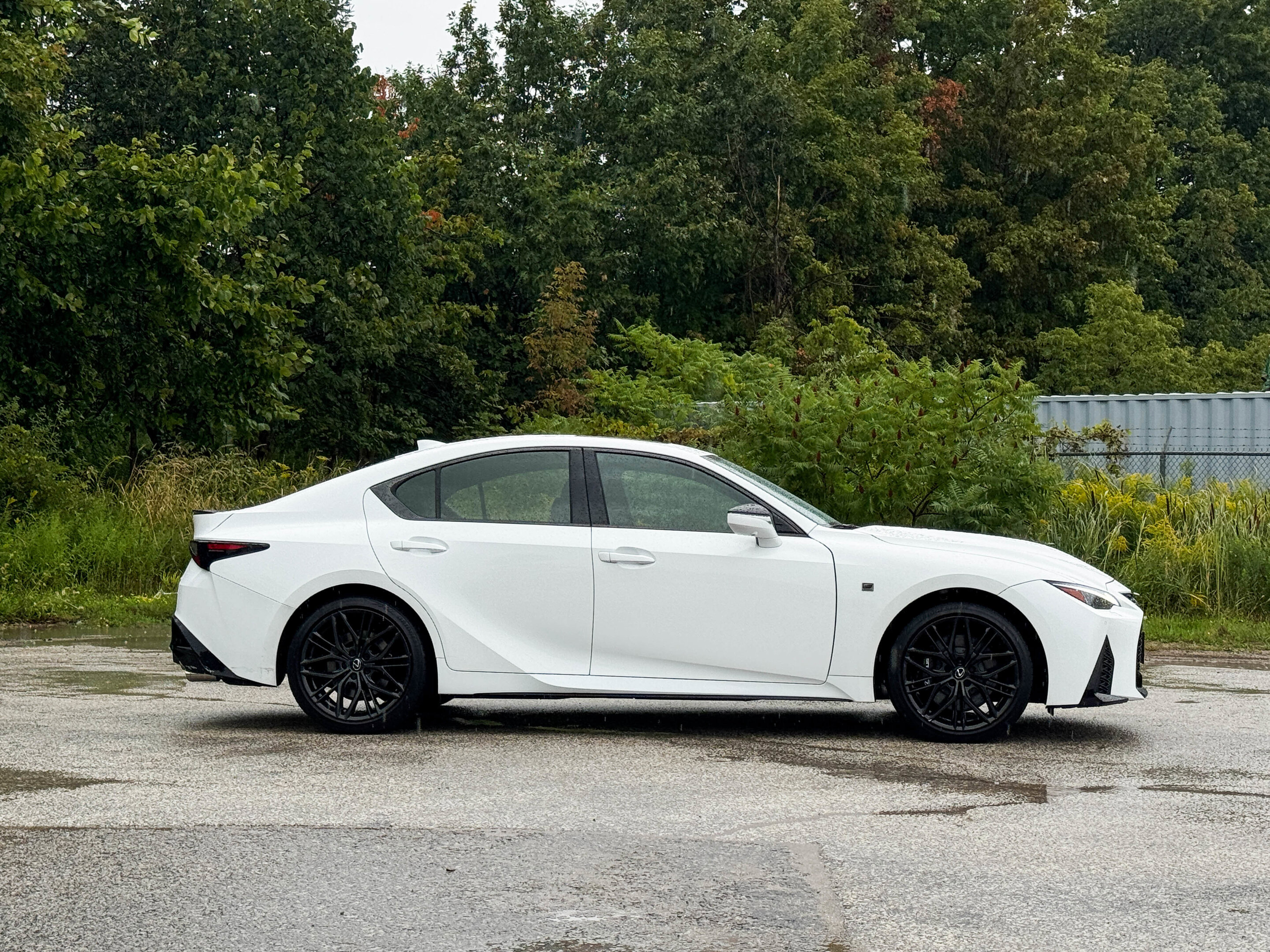 Lexus IS 2023