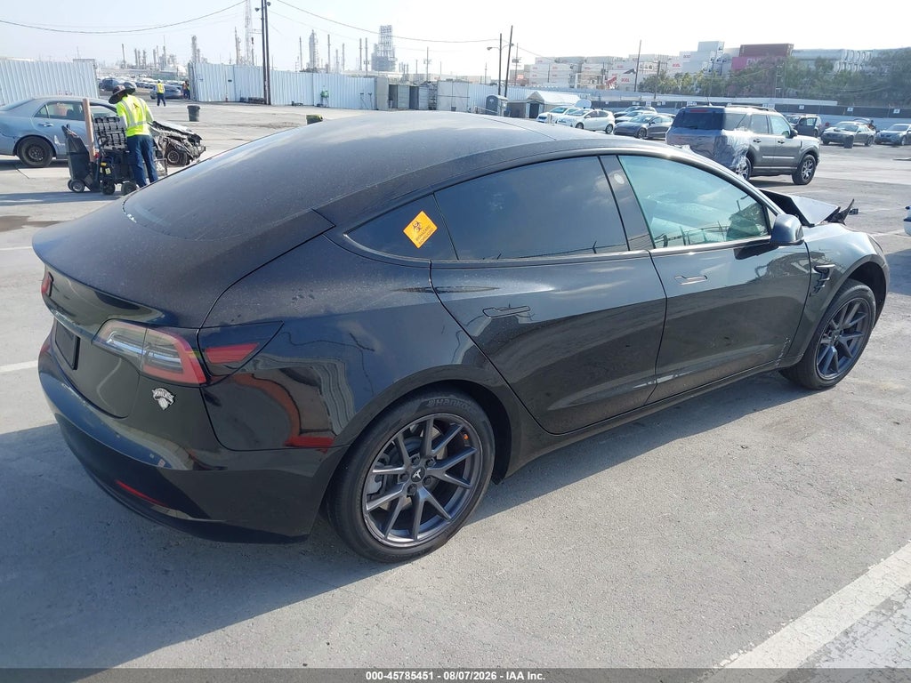 Tesla Model 3 2023