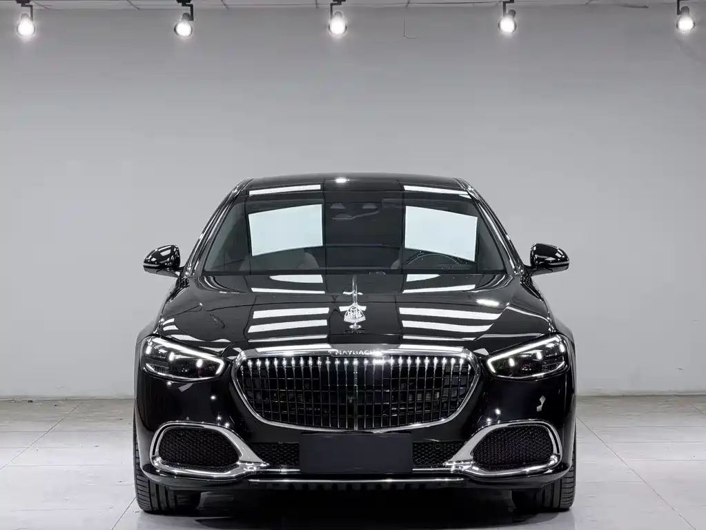 Mercedes-Benz Maybach S-Класс 2023