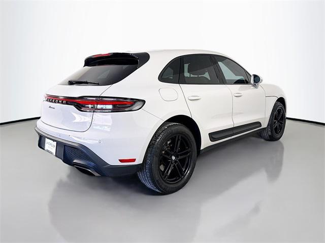 Porsche Macan 2024
