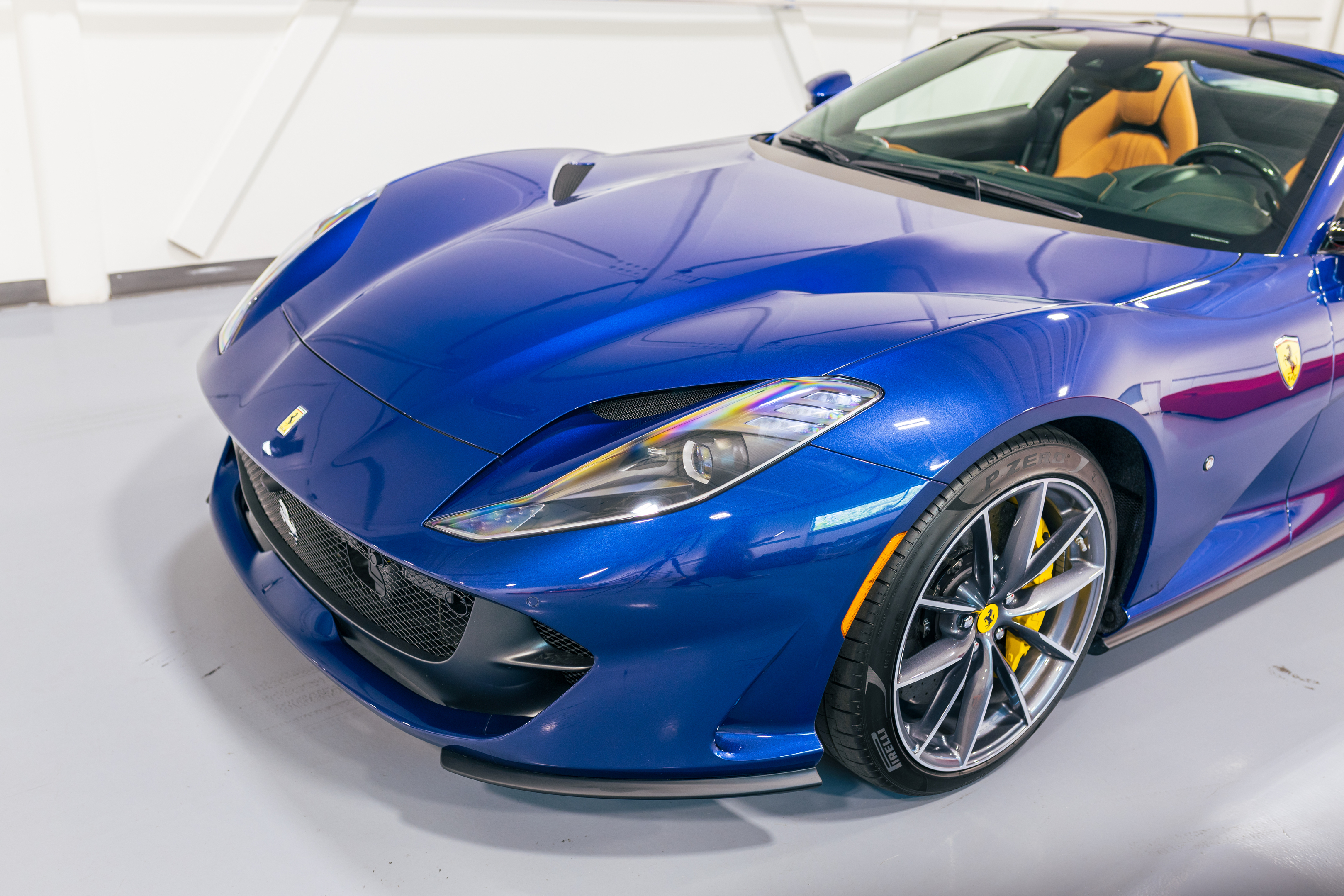 Ferrari 812 2022