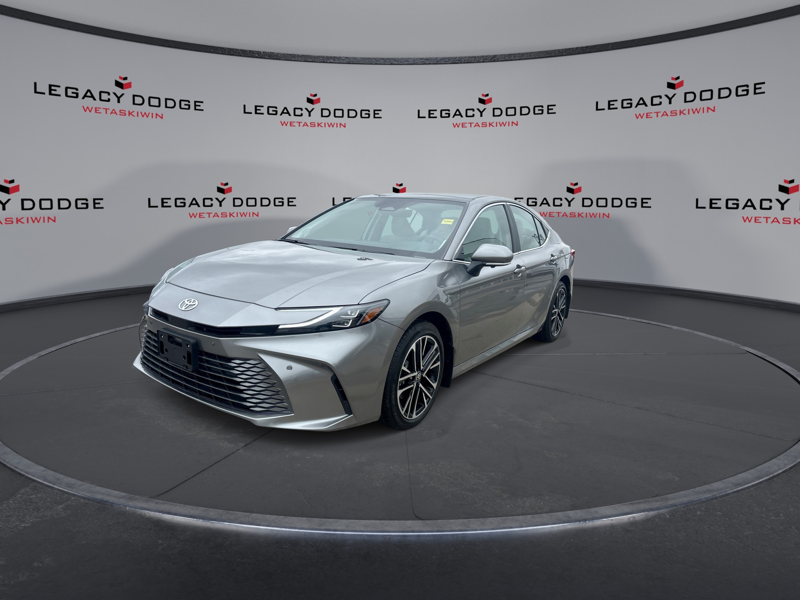 Toyota Camry 2025