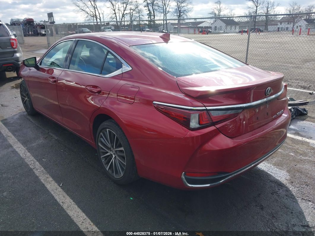 Lexus ES 2022