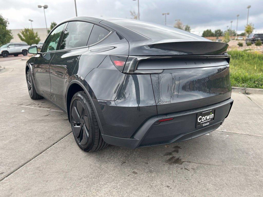 Tesla Model Y 2026
