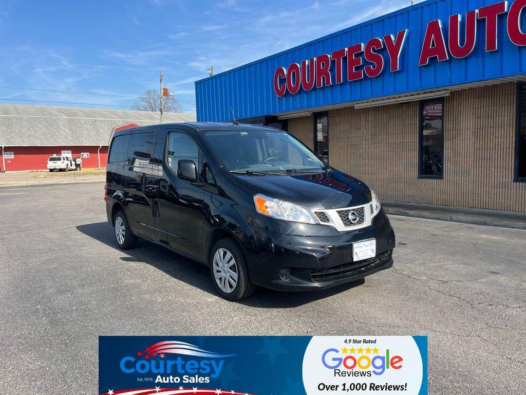 Nissan NV200 2021
