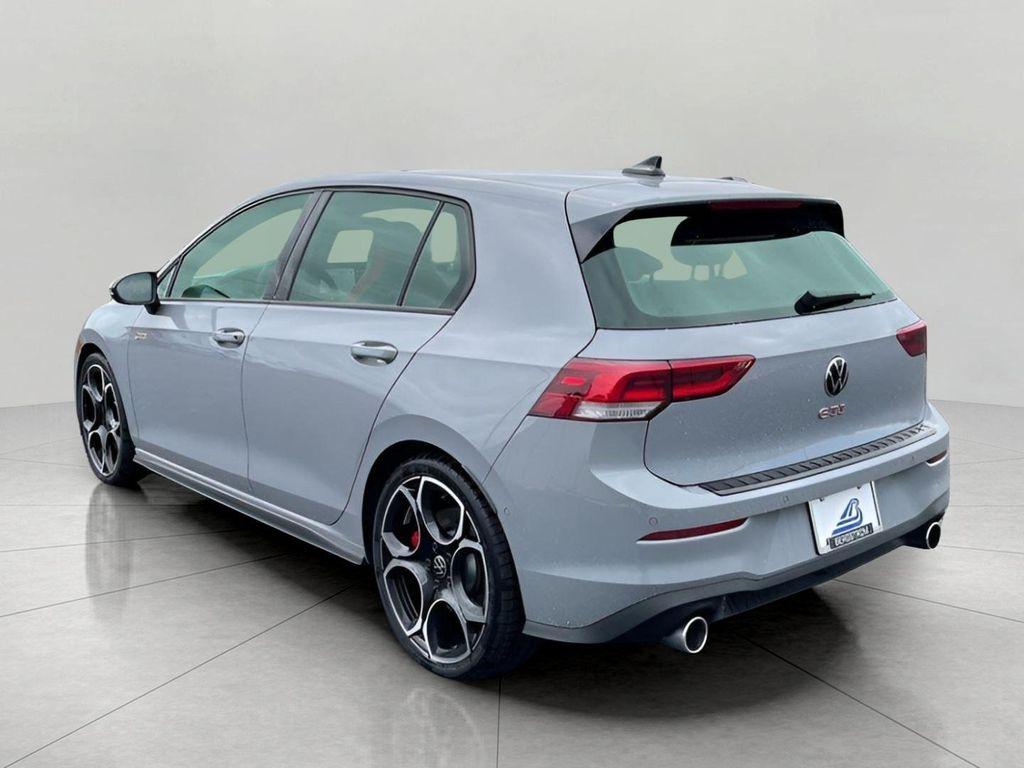 Volkswagen Golf GTI 2025