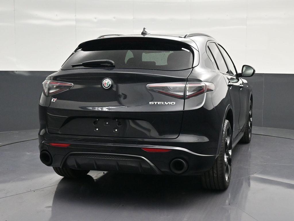 Alfa Romeo Stelvio 2024