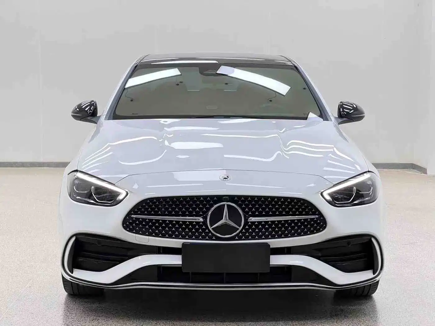 Mercedes-Benz C-Класс 2024