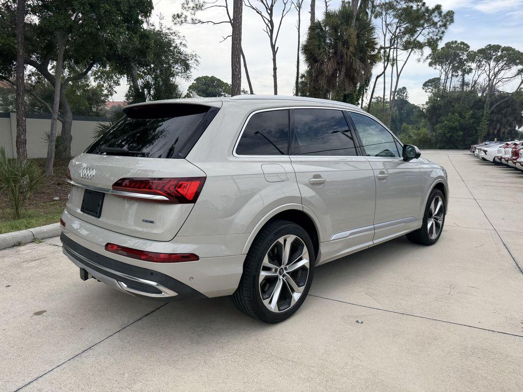 Audi Q7 2024