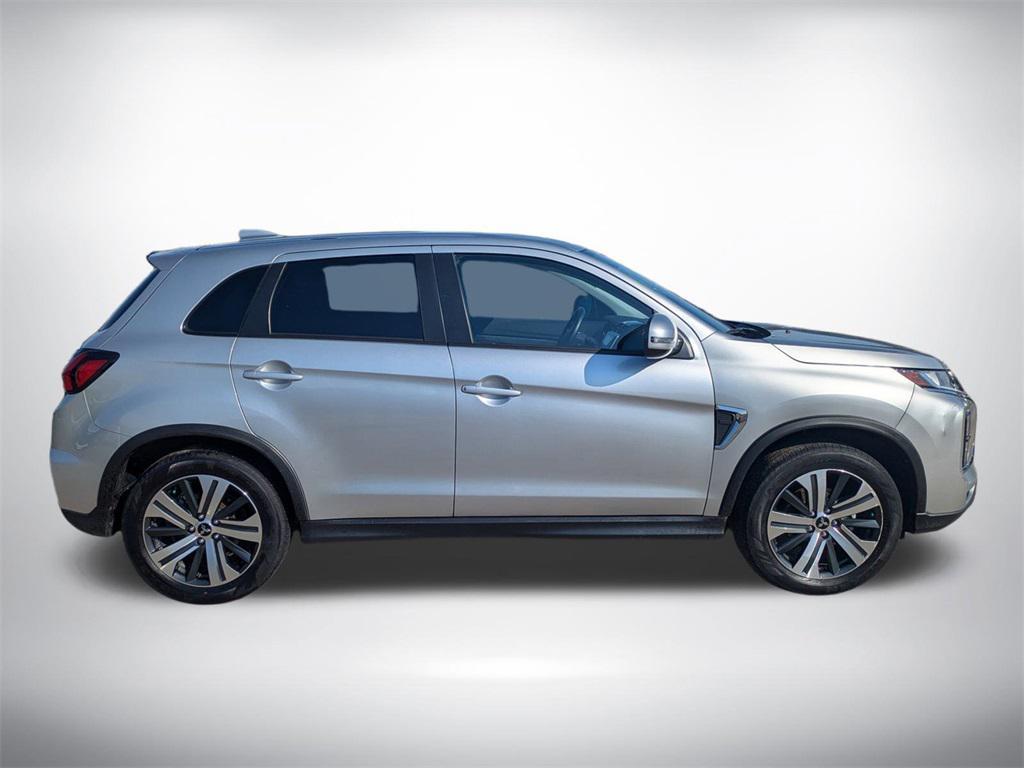 Mitsubishi Outlander Sport 2024