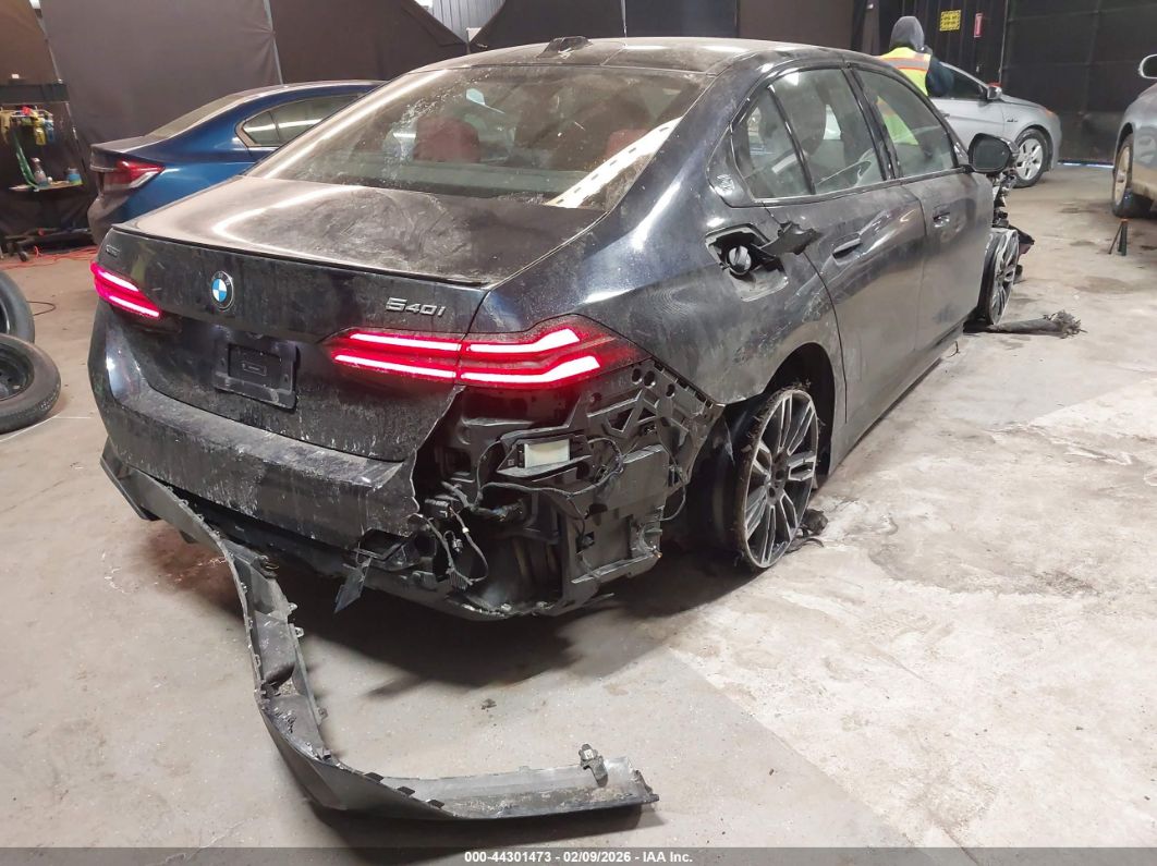 BMW 540 2025