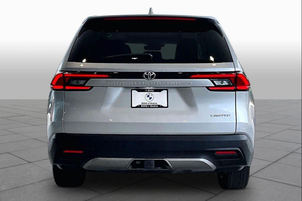 Toyota Grand Highlander 2024
