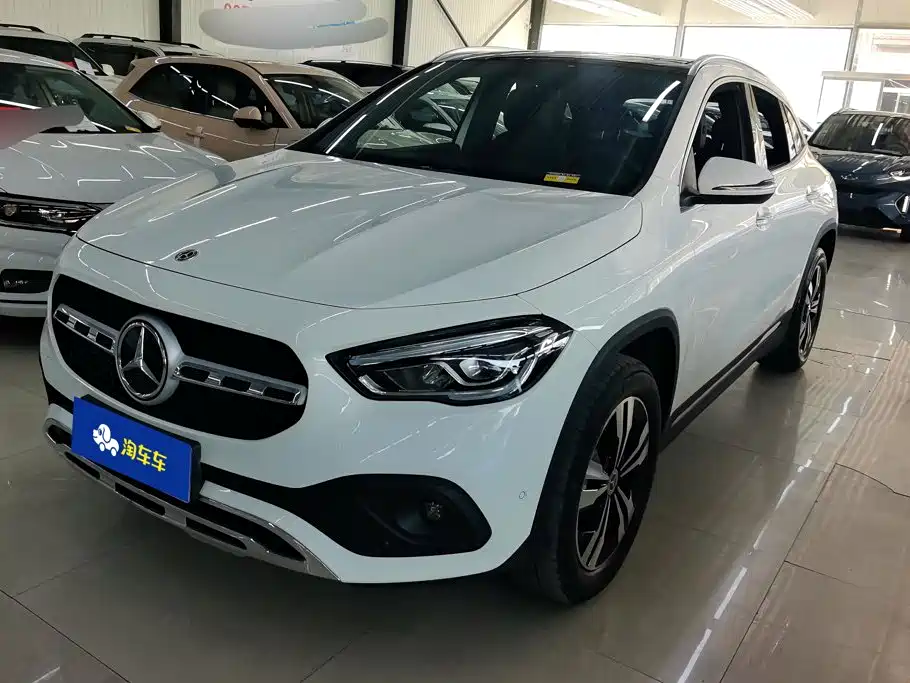 Mercedes-Benz GLA 2021