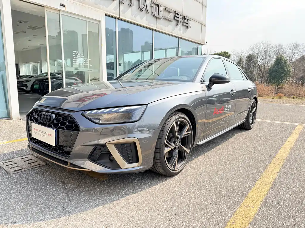 Audi A4 2024