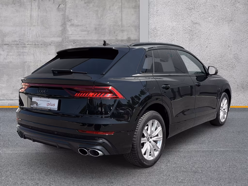 Audi SQ8 2023