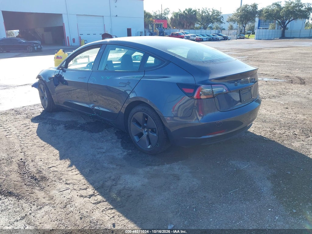 Tesla Model 3 2023