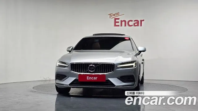 Volvo S60 2021