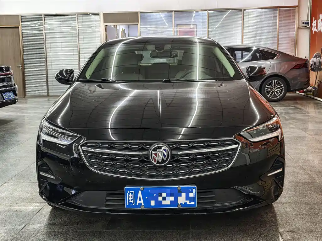 Buick Regal 2021