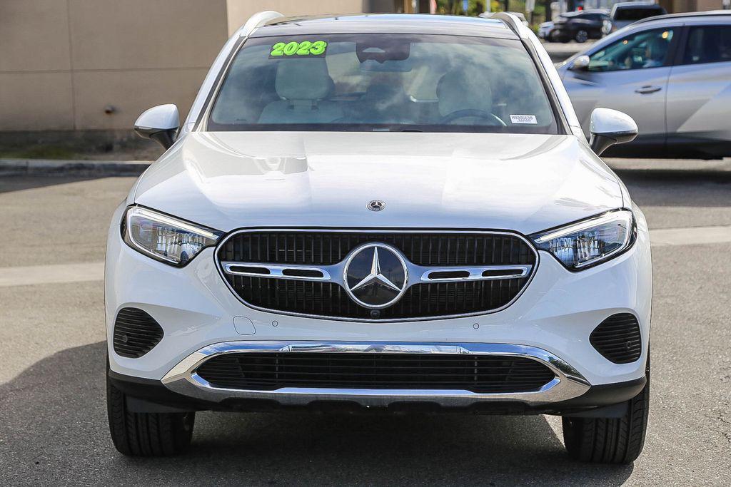 Mercedes-Benz GLC 300 2023