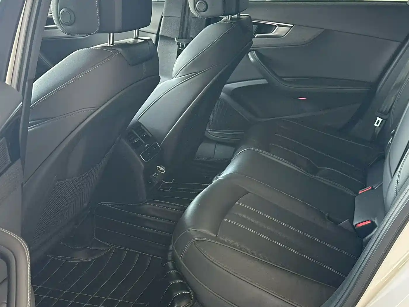 Audi A4 2023
