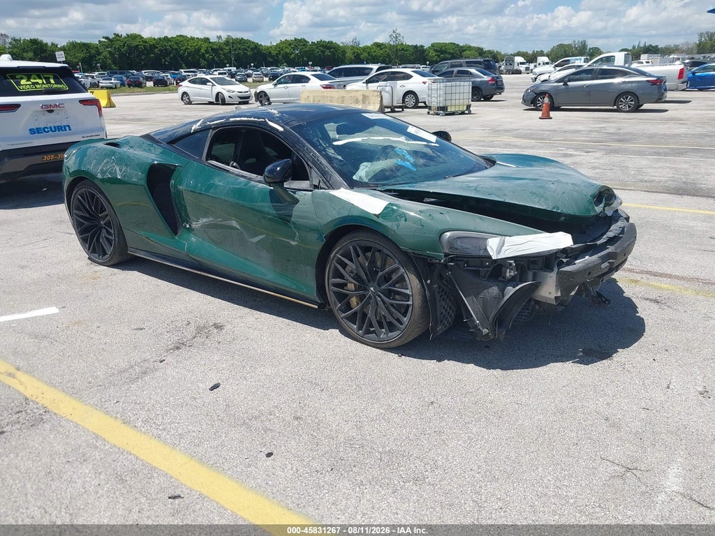 McLaren GT 2023