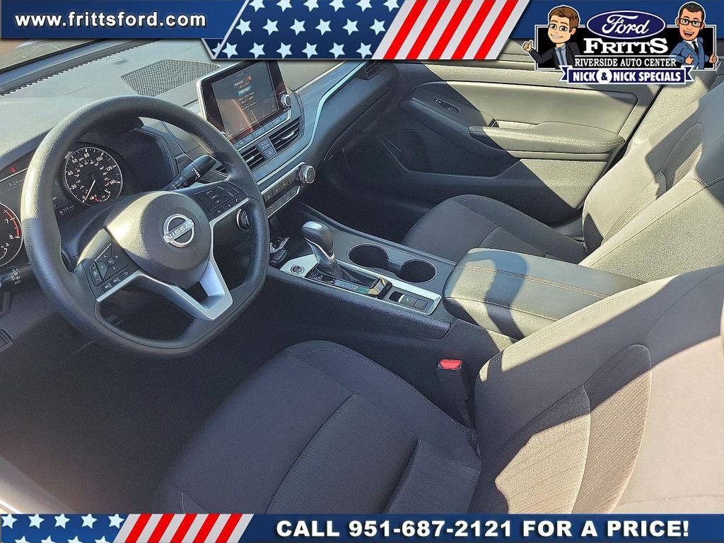 Nissan Altima 2025