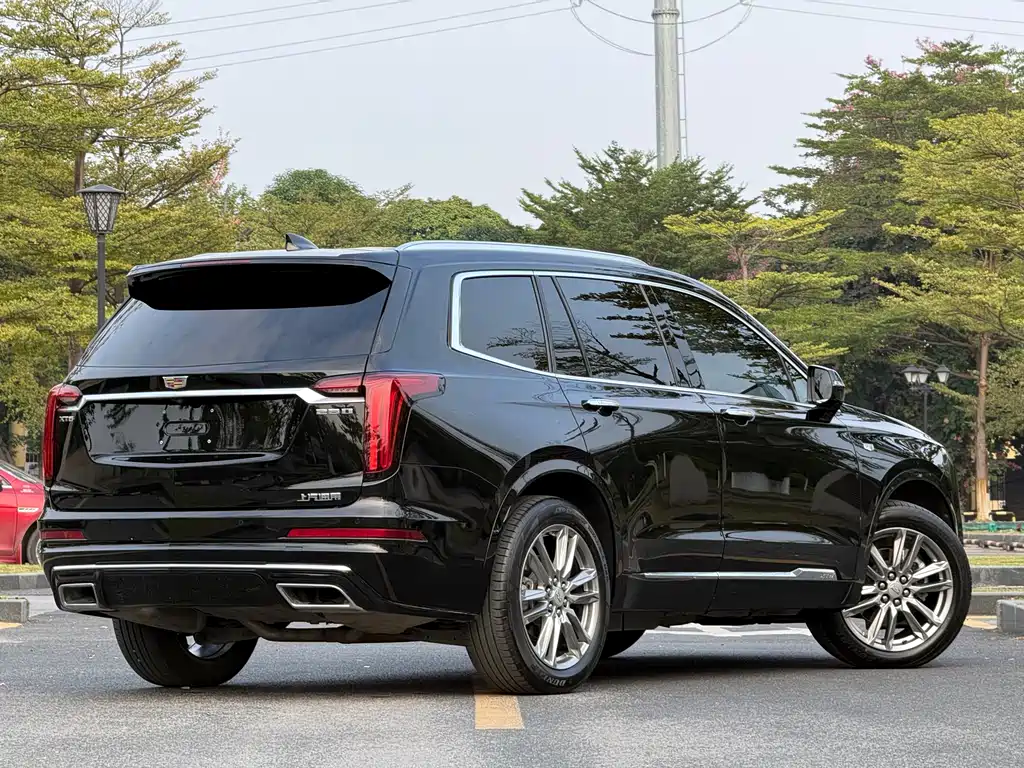 Cadillac XT6 2021