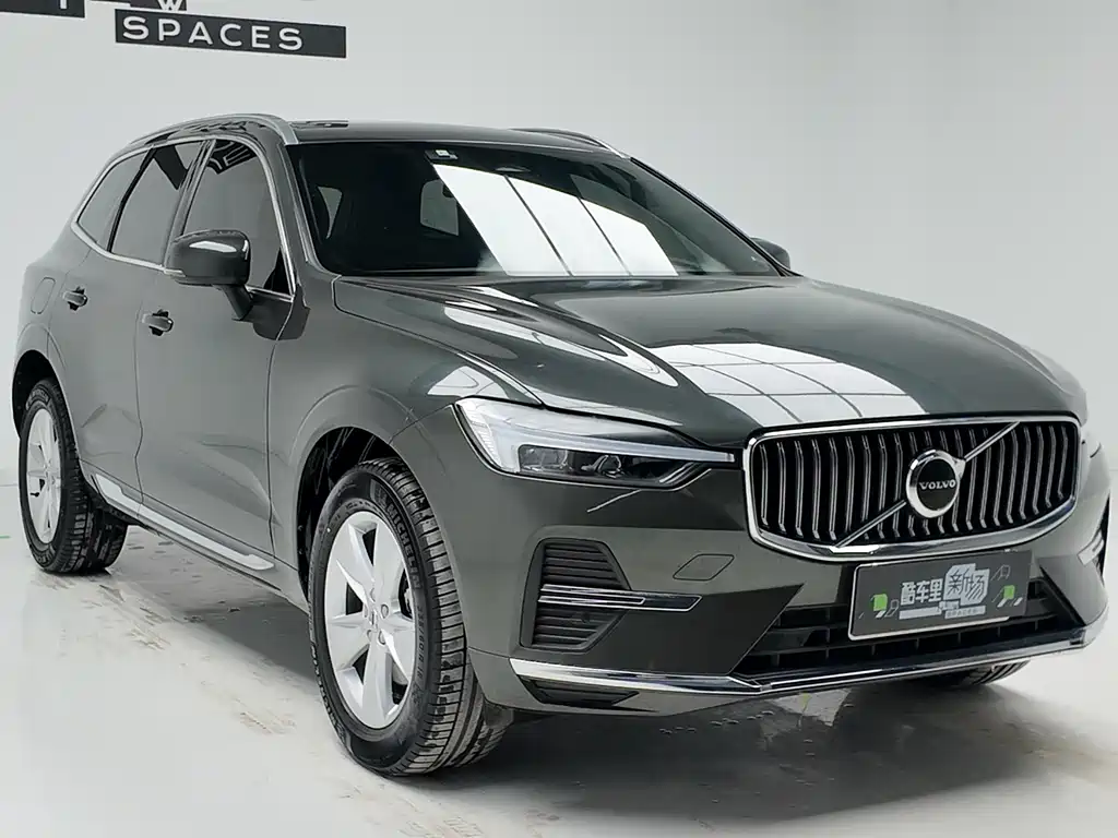 Volvo XC60 2022