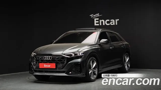 Audi Q8 2025