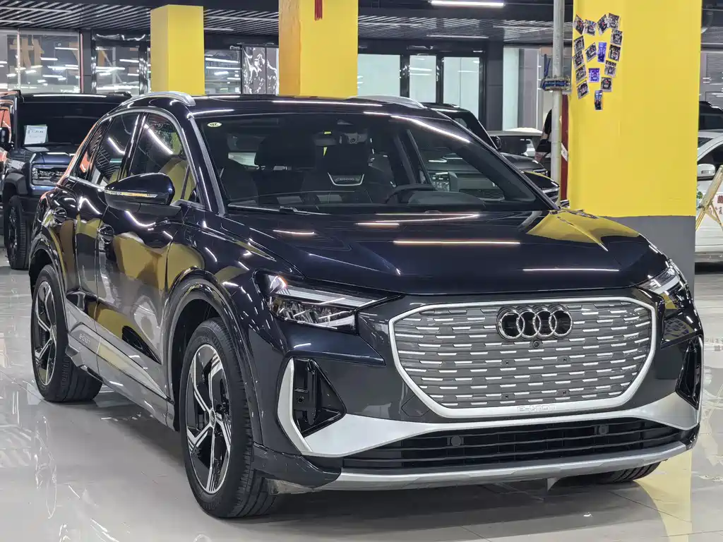 Audi Q4 e-tron 2023